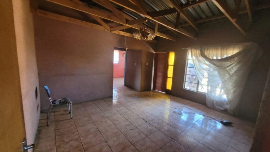 2 Bedroom Property for Sale in Botshabelo Free State